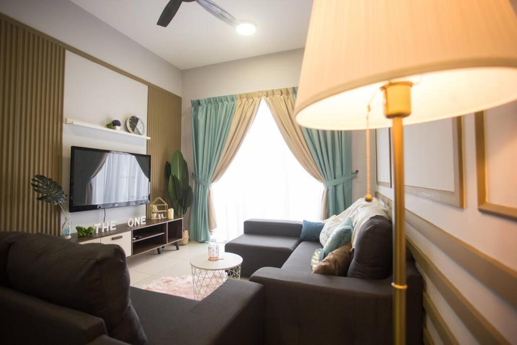 New Skysuites Lovely 2 Bedroom 4-6Pax Джохор-Бару Екстер'єр фото