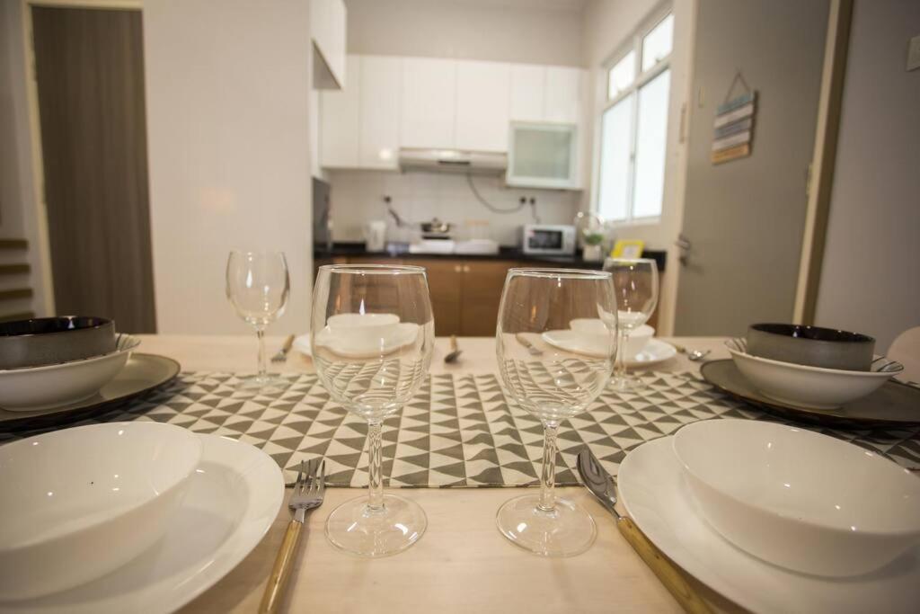 New Skysuites Lovely 2 Bedroom 4-6Pax Джохор-Бару Екстер'єр фото