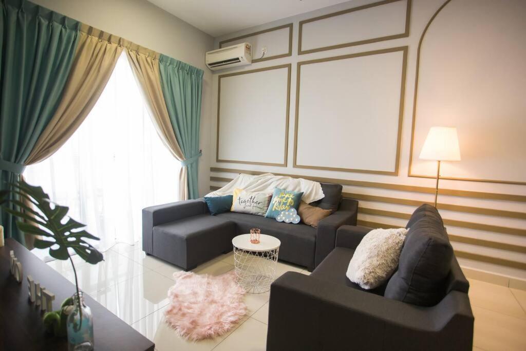New Skysuites Lovely 2 Bedroom 4-6Pax Джохор-Бару Екстер'єр фото